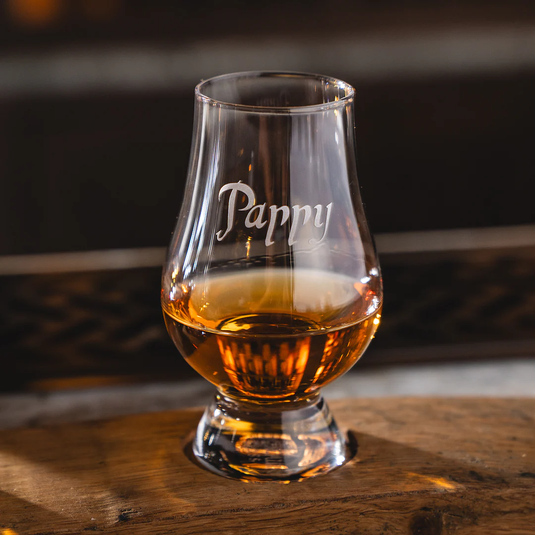 The Connoisseur’s Glass Collection - Image 9